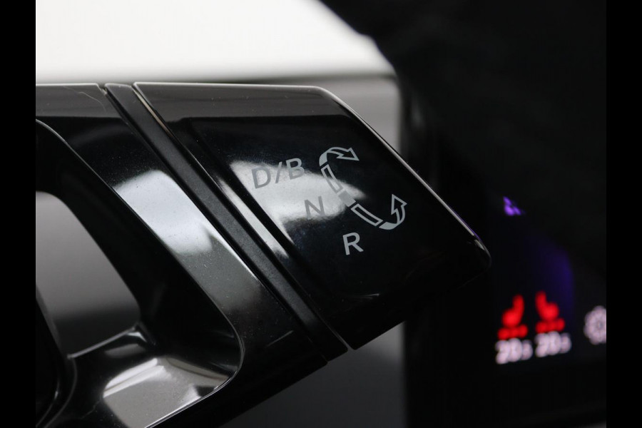 Volkswagen ID.3 First 58 kWh | Stoelverwarming | Camera | Adaptive cruise | Carplay | Navigatie | PDC | Climate control | Sfeerverlichting | LMV 18 inch
