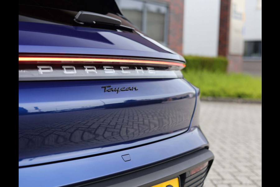 Porsche Taycan Sport Turismo 93,4 kWh Performance Plus | Sport Chrono - Pano - BOSE