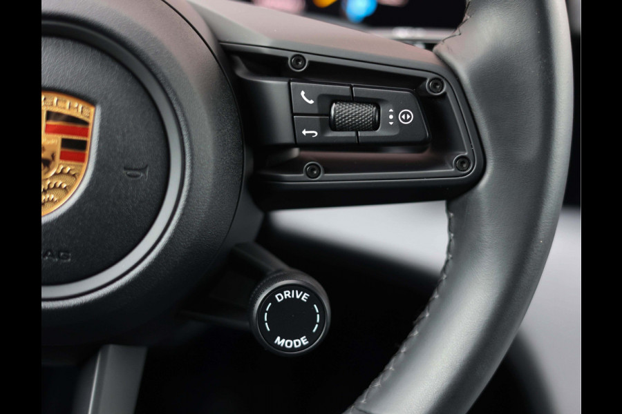 Porsche Taycan Sport Turismo 93,4 kWh Performance Plus | Sport Chrono - Pano - BOSE