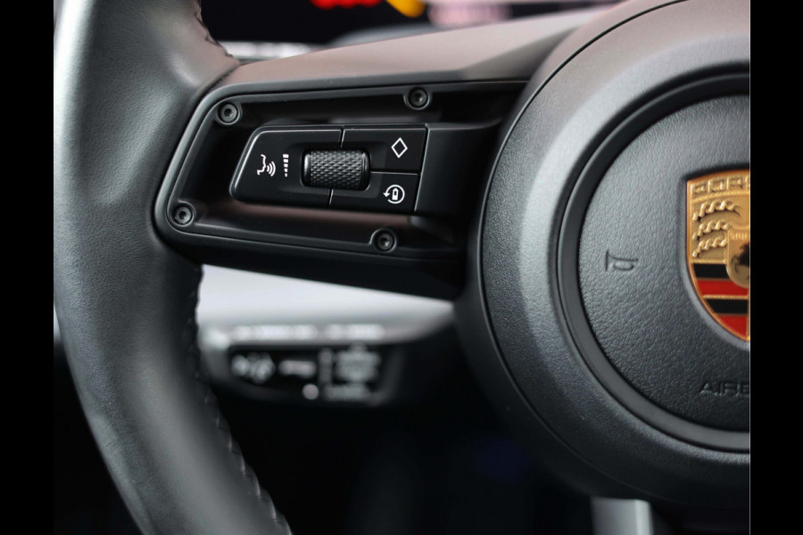 Porsche Taycan Sport Turismo 93,4 kWh Performance Plus | Sport Chrono - Pano - BOSE