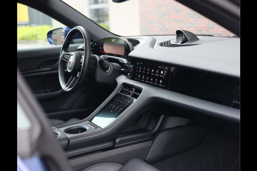 Porsche Taycan Sport Turismo 93,4 kWh Performance Plus | Sport Chrono - Pano - BOSE