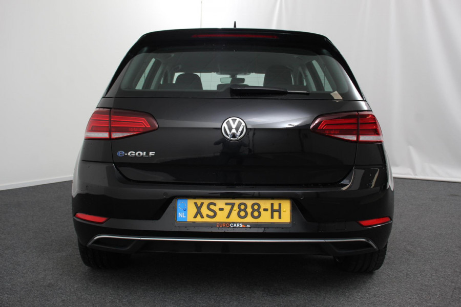 Volkswagen e-Golf Navigatie Climate Control Cruise Control Lichtmetalen velgen 17" Parkeer Sensoren V+A