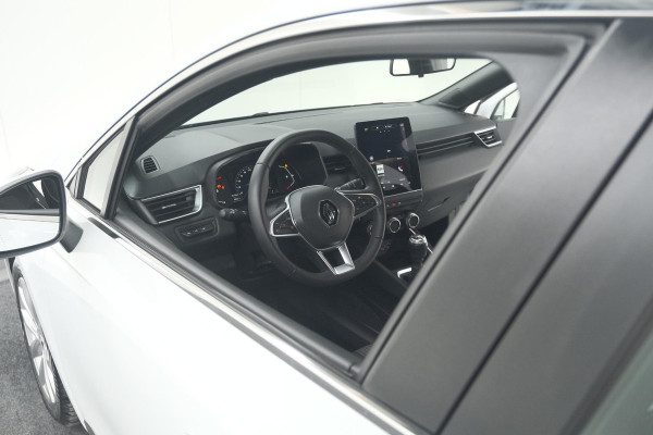 Renault Clio TCe 90 Techno | Camera | 9.3 Inch Scherm | Apple Carplay | Parkeersensoren
