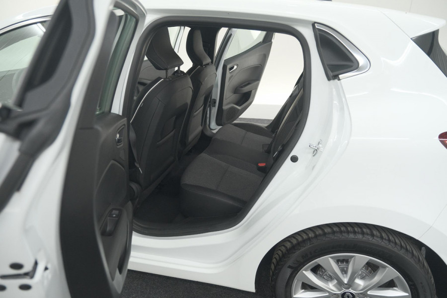 Renault Clio TCe 90 Techno | Camera | 9.3 Inch Scherm | Apple Carplay | Parkeersensoren