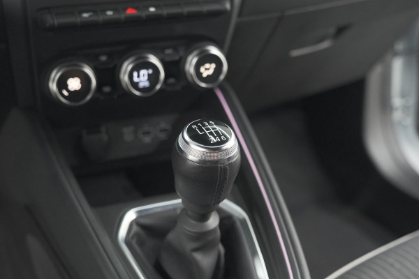 Renault Clio TCe 90 Techno | Camera | 9.3 Inch Scherm | Apple Carplay | Parkeersensoren