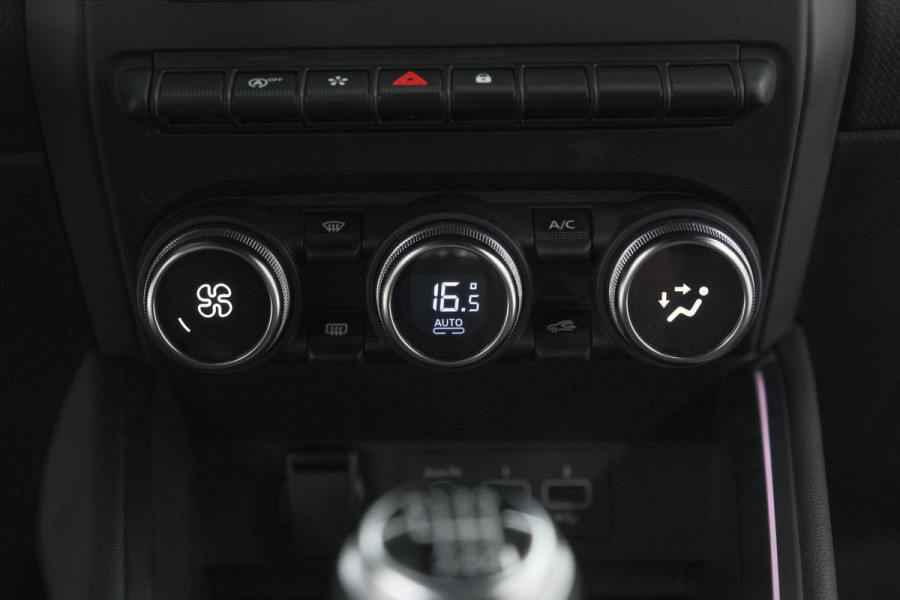 Renault Clio TCe 90 Techno | Camera | 9.3 Inch Scherm | Apple Carplay | Parkeersensoren