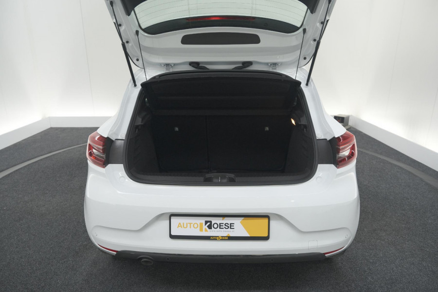 Renault Clio TCe 90 Techno | Camera | 9.3 Inch Scherm | Apple Carplay | Parkeersensoren