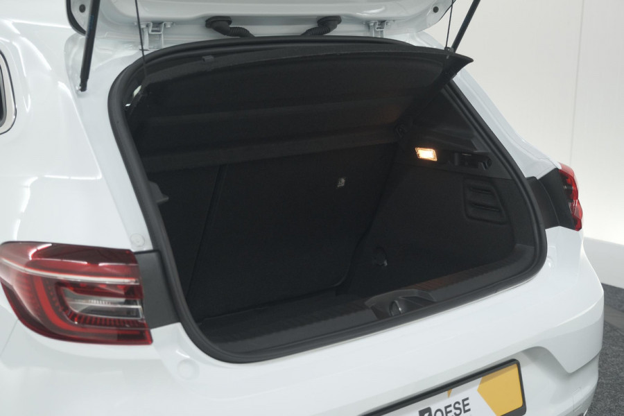 Renault Clio TCe 90 Techno | Camera | 9.3 Inch Scherm | Apple Carplay | Parkeersensoren