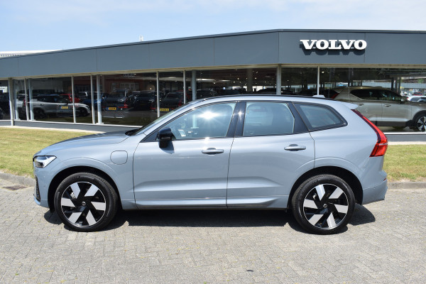Volvo XC60 T6 350PK Plug-in hybrid AWD Ultimate Dark | B&W | HUD | Trekhaak | ACC | 360 Camera | Glazen dak | 20 "LMV