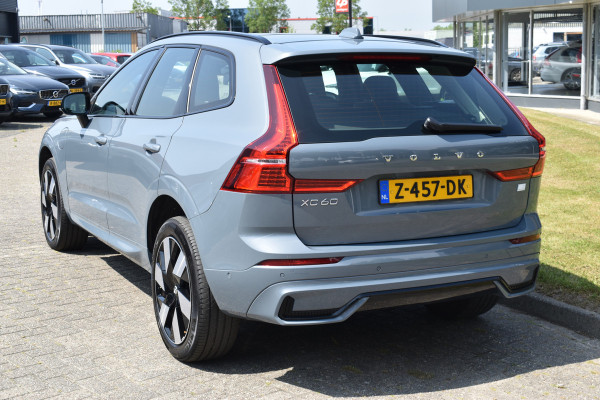 Volvo XC60 T6 350PK Plug-in hybrid AWD Ultimate Dark | B&W | HUD | Trekhaak | ACC | 360 Camera | Glazen dak | 20 "LMV