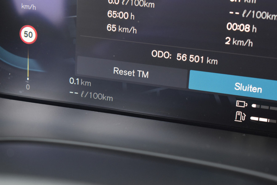 Volvo XC60 T6 350PK Plug-in hybrid AWD Ultimate Dark | B&W | HUD | Trekhaak | ACC | 360 Camera | Glazen dak | 20 "LMV