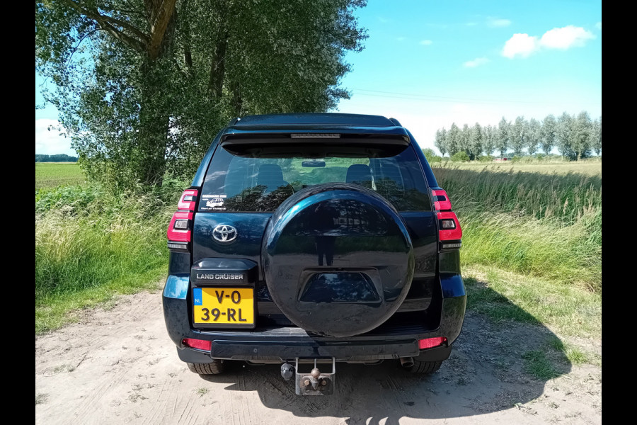 Toyota Land Cruiser 2.8 D-4D-F Challenger High Roof Blind Van