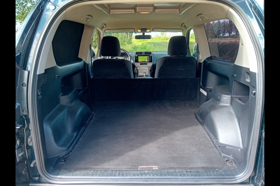 Toyota Land Cruiser 2.8 D-4D-F Challenger High Roof Blind Van