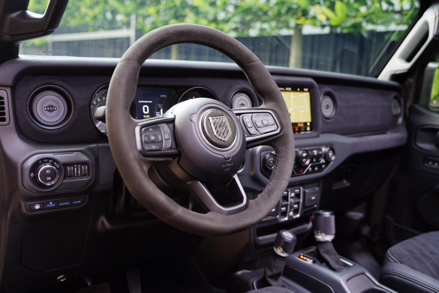 Jeep Wrangler Unlimited BRUTE 4xe 380 Rubicon Performance Pack Skyview