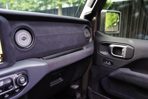Jeep Wrangler Unlimited BRUTE 4xe 380 Rubicon Performance Pack Skyview