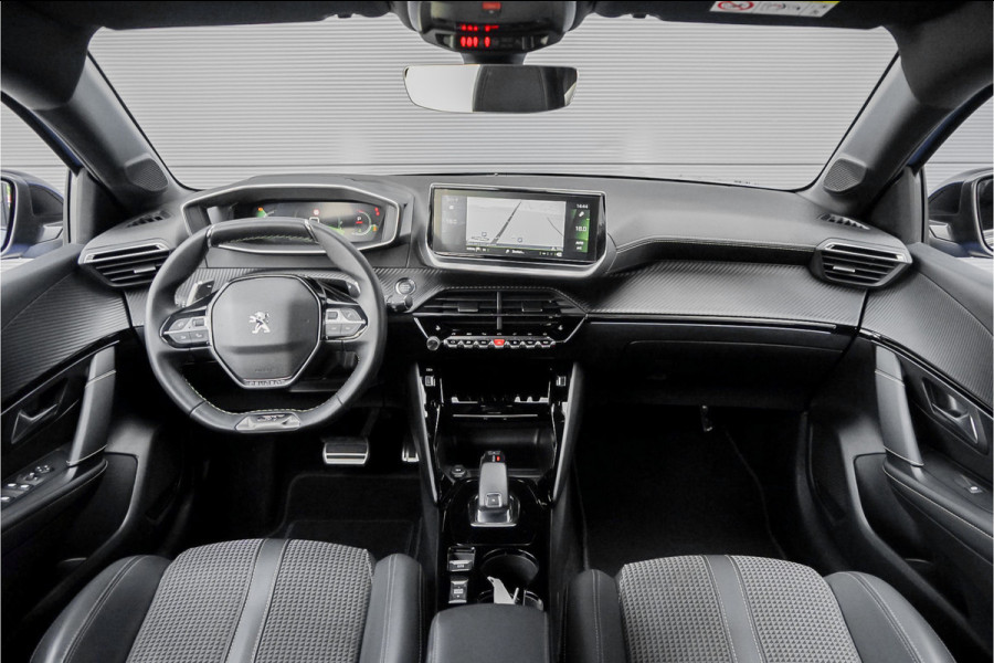 Peugeot 208 1.2 PureTech GT-Line 130PK Automaat CarPlay Camera 17"