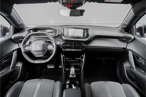 Peugeot 208 1.2 PureTech GT-Line 130PK Automaat CarPlay Camera 17"