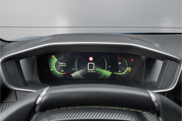 Peugeot 208 1.2 PureTech GT-Line 130PK Automaat CarPlay Camera 17"