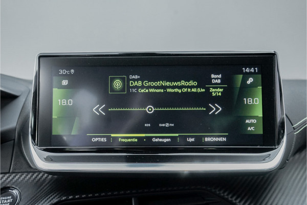 Peugeot 208 1.2 PureTech GT-Line 130PK Automaat CarPlay Camera 17"