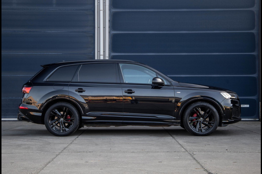 Audi Q7 SQ7 S-Line Grijs kenteken 3X S-LINE / 360 CAMERA / ADAPTIVE CRUISE CONTROLE / BLACK LINE