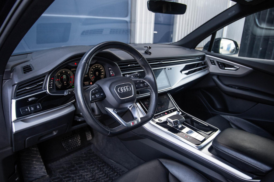 Audi Q7 SQ7 S-Line Grijs kenteken 3X S-LINE / 360 CAMERA / ADAPTIVE CRUISE CONTROLE / BLACK LINE