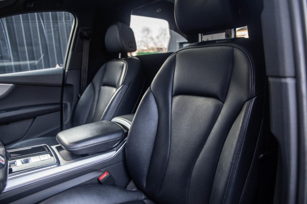 Audi Q7 SQ7 S-Line Grijs kenteken 3X S-LINE / 360 CAMERA / ADAPTIVE CRUISE CONTROLE / BLACK LINE