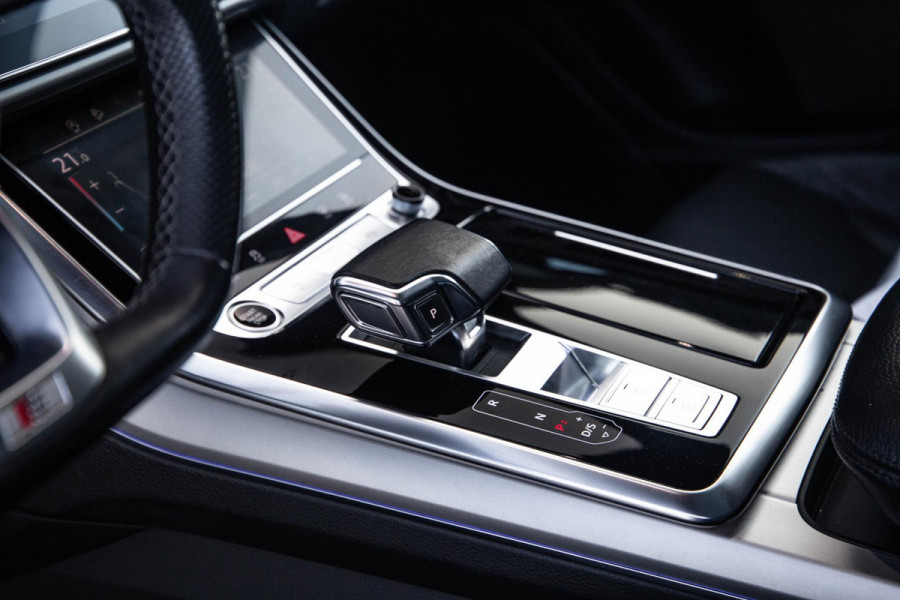 Audi Q7 SQ7 S-Line Grijs kenteken 3X S-LINE / 360 CAMERA / ADAPTIVE CRUISE CONTROLE / BLACK LINE