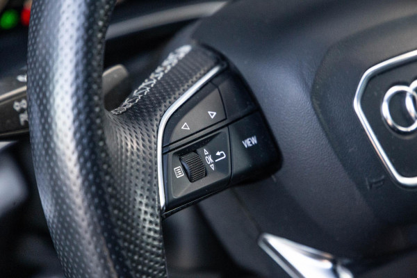 Audi Q7 SQ7 S-Line Grijs kenteken 3X S-LINE / 360 CAMERA / ADAPTIVE CRUISE CONTROLE / BLACK LINE