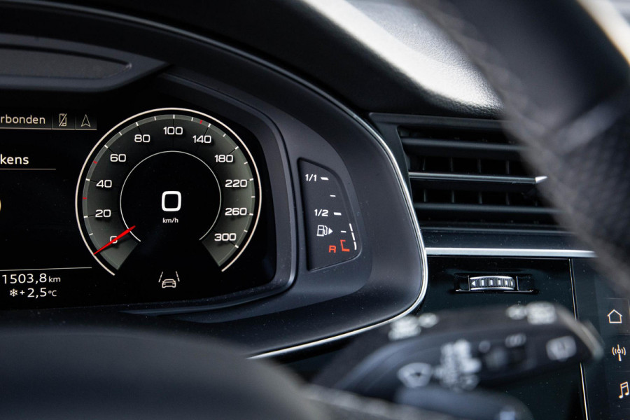 Audi Q7 SQ7 S-Line Grijs kenteken 3X S-LINE / 360 CAMERA / ADAPTIVE CRUISE CONTROLE / BLACK LINE