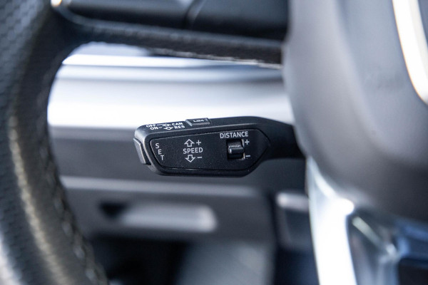 Audi Q7 SQ7 S-Line Grijs kenteken 3X S-LINE / 360 CAMERA / ADAPTIVE CRUISE CONTROLE / BLACK LINE