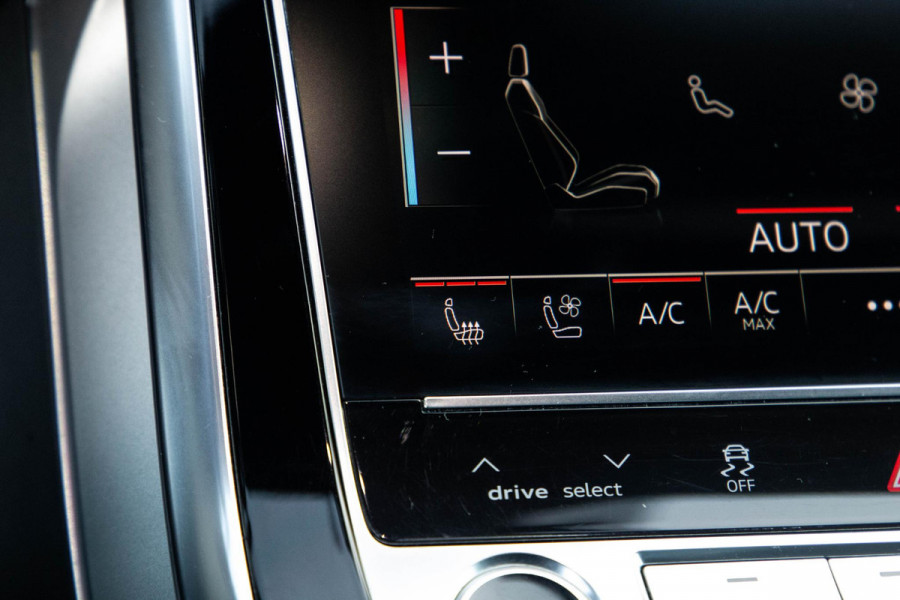 Audi Q7 SQ7 S-Line Grijs kenteken 3X S-LINE / 360 CAMERA / ADAPTIVE CRUISE CONTROLE / BLACK LINE