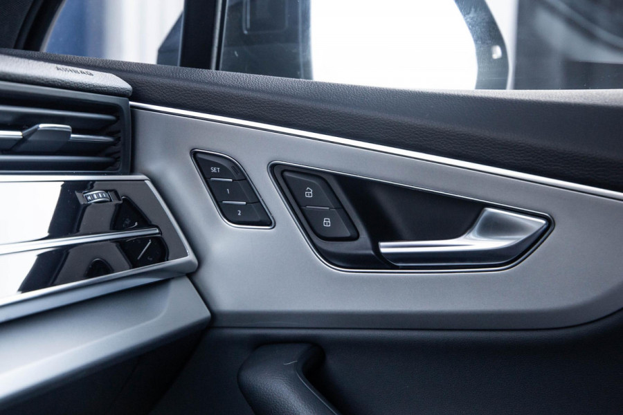Audi Q7 SQ7 S-Line Grijs kenteken 3X S-LINE / 360 CAMERA / ADAPTIVE CRUISE CONTROLE / BLACK LINE