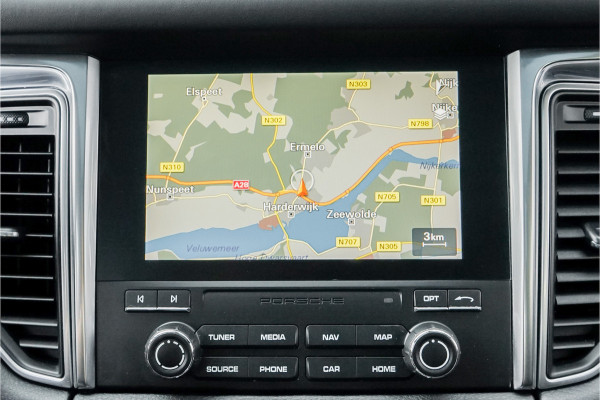 Porsche Macan 2.0T Pano Leder Camera Navi