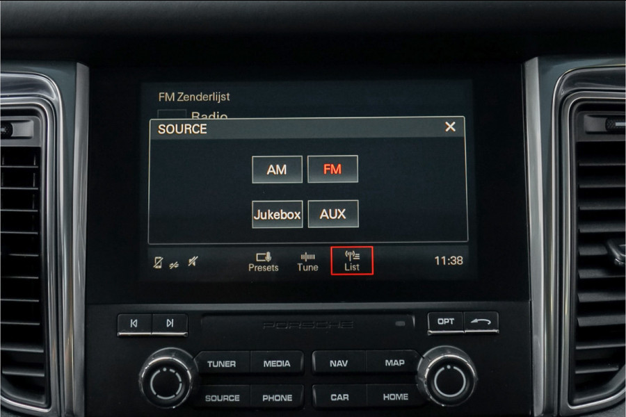 Porsche Macan 2.0T Pano Leder Camera Navi