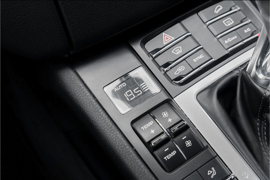 Porsche Macan 2.0T Pano Leder Camera Navi
