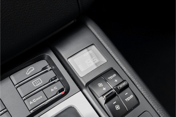 Porsche Macan 2.0T Pano Leder Camera Navi