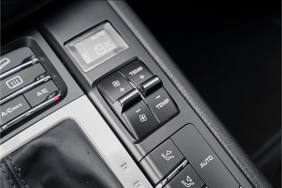 Porsche Macan 2.0T Pano Leder Camera Navi