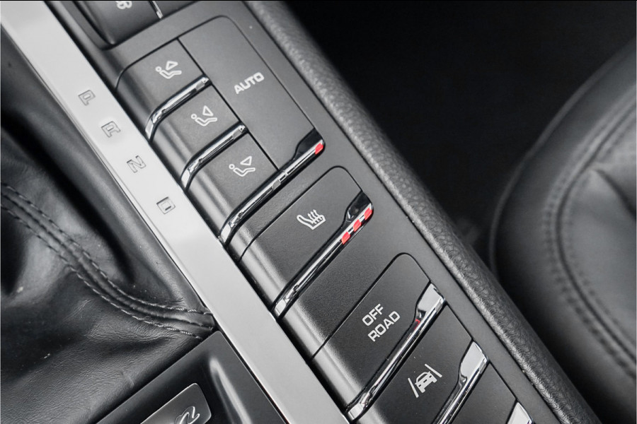Porsche Macan 2.0T Pano Leder Camera Navi