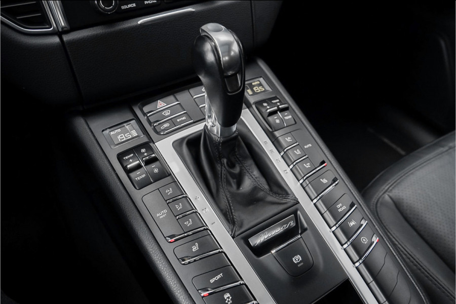 Porsche Macan 2.0T Pano Leder Camera Navi
