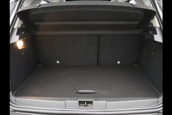 Renault Captur 150pk TCe Initiale Paris Camera | Cruise | Navi | Parkeersens. v+a | Stoelverw. | Panoramadak