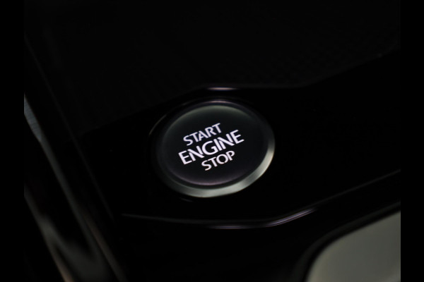 Volkswagen T-Roc Cabrio 1.5 TSI R-Line 150 pk Automaat (DSG) | Navigatie | Parkeersensoren (Park assist) | Achteruitrijcamera | Stoel/stuurverwarming | Adaptieve cruise control |