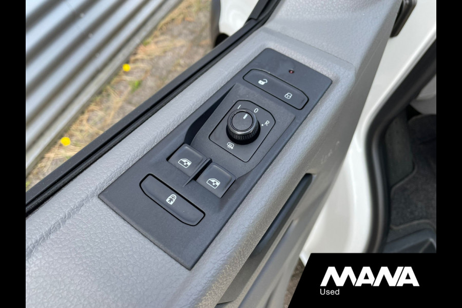 Volkswagen Transporter 2.0TDI L2H1 150PK DC Automaat DSG Cruise Navi DAB Carplay