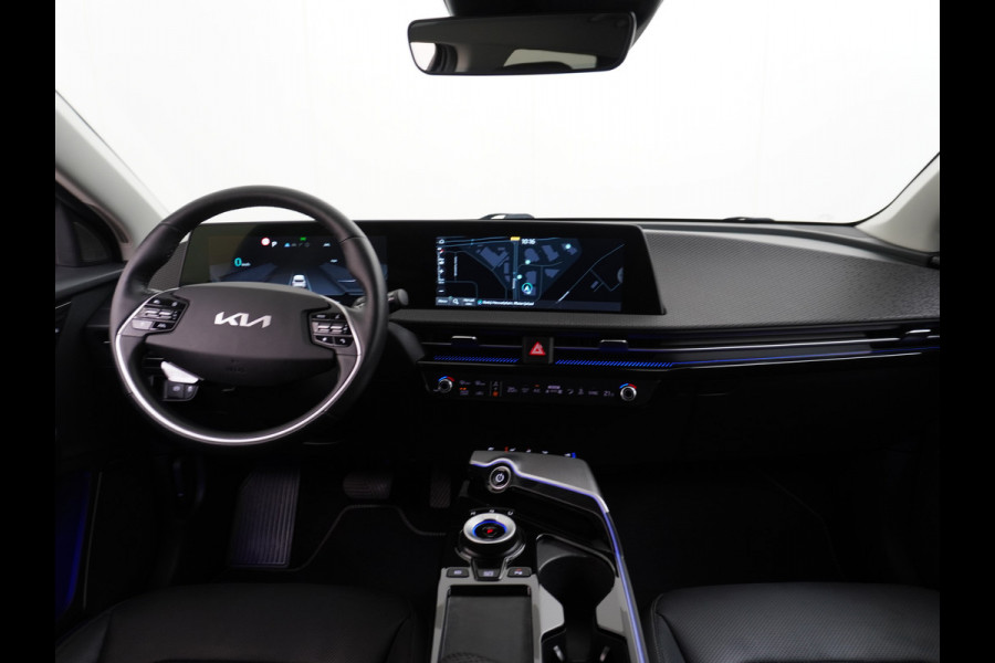 Kia Ev6 Plus 77.4kWh Leer Warmtepomp 20"Apple Carplay Android Auto Adap. Cruise Camera Navi Ecc Stoel(+Geventileerd)+Bank+Stuur-Verwarmd Elek.Achterklep Led Regen-Lichtsensor Verkeersbord detectie Connected Services Bluetooth Uitparkeer waarschuwing Rijstrooksensor met correctie 1e Eigenaar Origineel Nederlandse Auto Dealer Onderhouden tot 233kw DC en 11kw AC laden