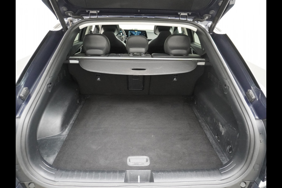 Kia Ev6 Plus 77.4kWh Leer Warmtepomp 20"Apple Carplay Android Auto Adap. Cruise Camera Navi Ecc Stoel(+Geventileerd)+Bank+Stuur-Verwarmd Elek.Achterklep Led Regen-Lichtsensor Verkeersbord detectie Connected Services Bluetooth Uitparkeer waarschuwing Rijstrooksensor met correctie 1e Eigenaar Origineel Nederlandse Auto Dealer Onderhouden tot 233kw DC en 11kw AC laden
