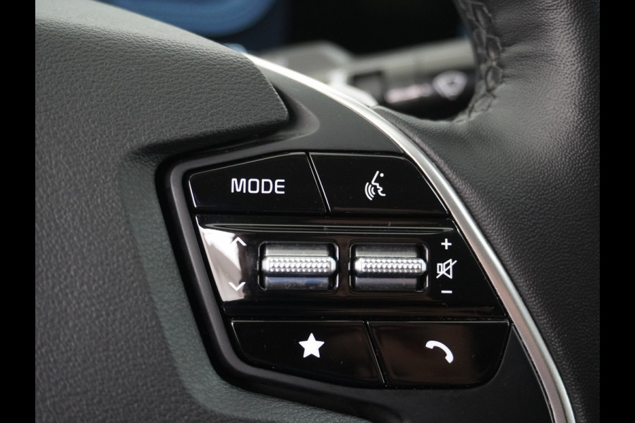 Kia Ev6 Plus 77.4kWh Leer Warmtepomp 20"Apple Carplay Android Auto Adap. Cruise Camera Navi Ecc Stoel(+Geventileerd)+Bank+Stuur-Verwarmd Elek.Achterklep Led Regen-Lichtsensor Verkeersbord detectie Connected Services Bluetooth Uitparkeer waarschuwing Rijstrooksensor met correctie 1e Eigenaar Origineel Nederlandse Auto Dealer Onderhouden tot 233kw DC en 11kw AC laden