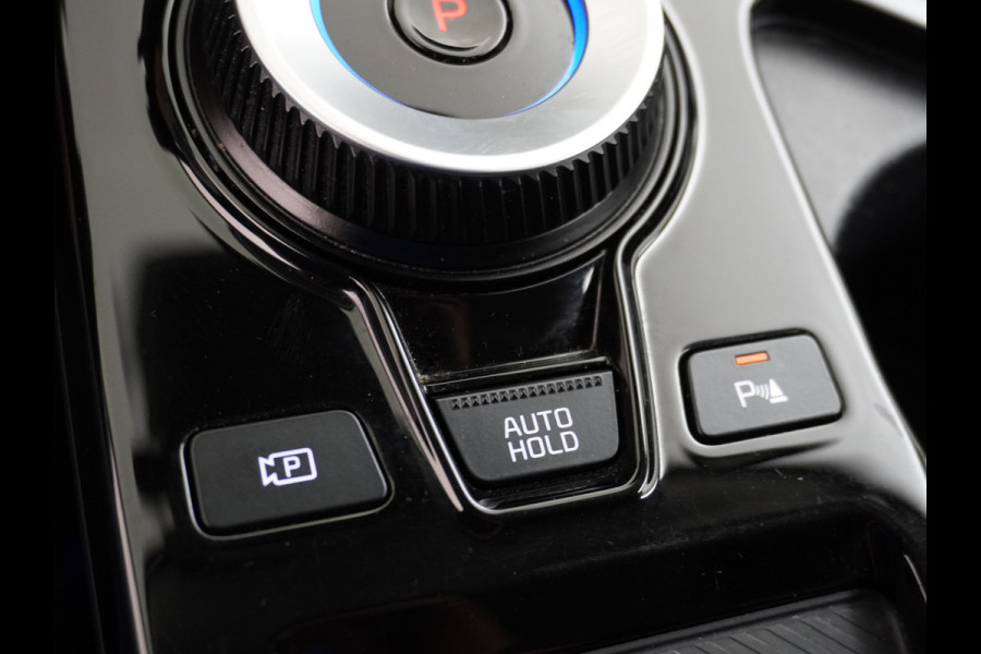 Kia Ev6 Plus 77.4kWh Leer Warmtepomp 20"Apple Carplay Android Auto Adap. Cruise Camera Navi Ecc Stoel(+Geventileerd)+Bank+Stuur-Verwarmd Elek.Achterklep Led Regen-Lichtsensor Verkeersbord detectie Connected Services Bluetooth Uitparkeer waarschuwing Rijstrooksensor met correctie 1e Eigenaar Origineel Nederlandse Auto Dealer Onderhouden tot 233kw DC en 11kw AC laden