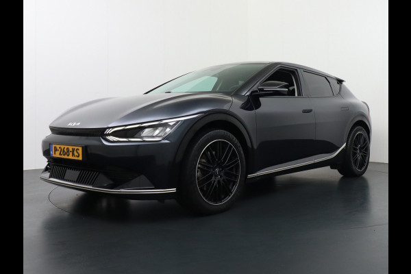 Kia Ev6 Plus 77.4kWh Leer Warmtepomp 20"Apple Carplay Android Auto Adap. Cruise Camera Navi Ecc Stoel(+Geventileerd)+Bank+Stuur-Verwarmd Elek.Achterklep Led Regen-Lichtsensor Verkeersbord detectie Connected Services Bluetooth Uitparkeer waarschuwing Rijstrooksensor met correctie 1e Eigenaar Origineel Nederlandse Auto Dealer Onderhouden tot 233kw DC en 11kw AC laden