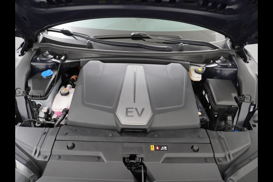 Kia Ev6 Plus 77.4kWh Leer Warmtepomp 20"Apple Carplay Android Auto Adap. Cruise Camera Navi Ecc Stoel(+Geventileerd)+Bank+Stuur-Verwarmd Elek.Achterklep Led Regen-Lichtsensor Verkeersbord detectie Connected Services Bluetooth Uitparkeer waarschuwing Rijstrooksensor met correctie 1e Eigenaar Origineel Nederlandse Auto Dealer Onderhouden tot 233kw DC en 11kw AC laden