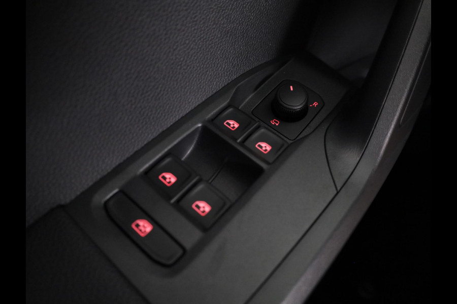 Seat Arona Style 1.0 TSI 95 pk 5 versn. Hand Seat Arona Style 1.0 70 kW / 95 pk EcoTSI SUV 5 versn. Hand