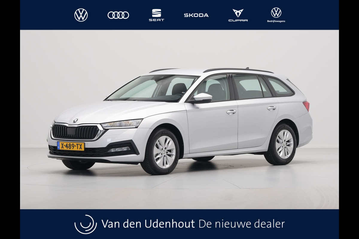 Škoda Octavia Combi 1.0 e-TSI 110pk DSG Business Edition Navigatie Pdc Cruise Lm Velgen 324